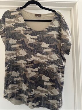 crosby. Neutral Camo Sequin Short Sleeve Tee